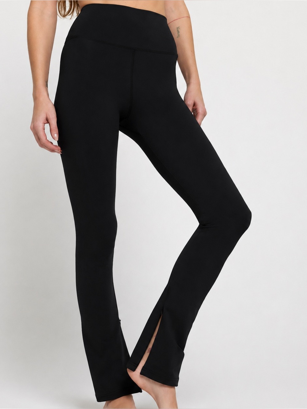 Spiritual Gangster Vivienne Zip Legging Black